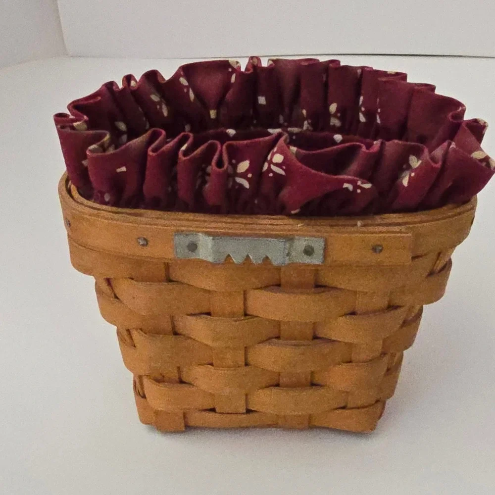 Longaberger 1998 Handwoven Oregano Basket Small Brown Traditional  Liner